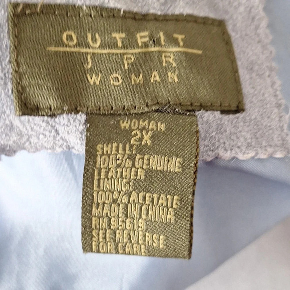 Women's Blue Leather Jacket - Picture 10 of 10